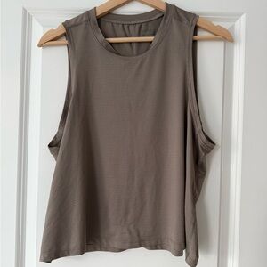 Abercrombie & Fitch (YPB) Women's Activewear Sleeveless Tan Top